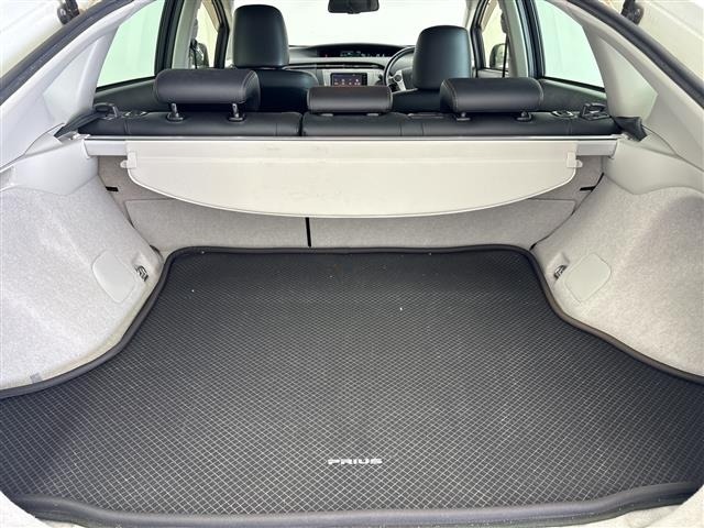 Toyota PRIUS 2014 8236836-21