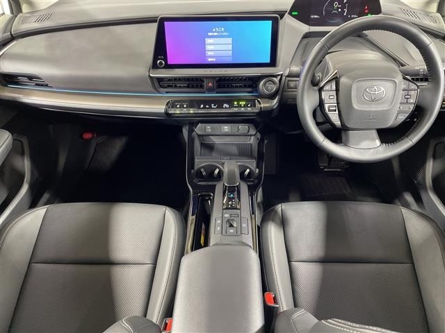 Toyota PRIUS 2024 8236847-15