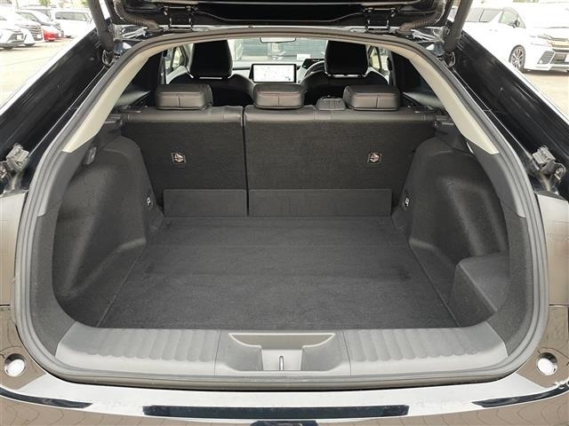 Toyota PRIUS 2024 8236848-10