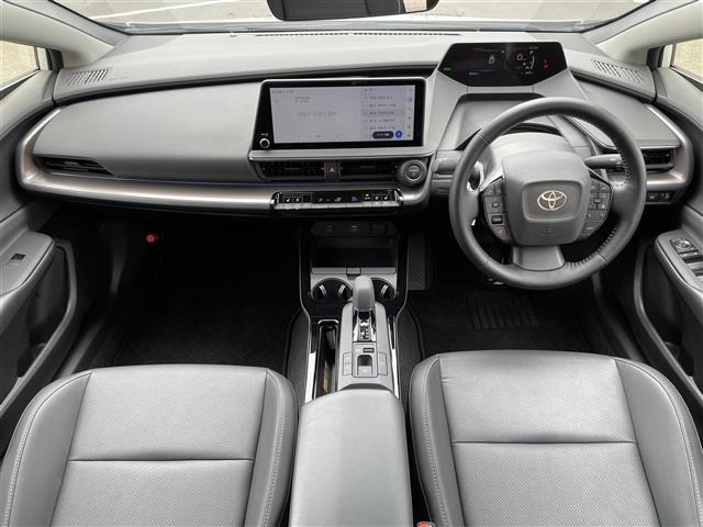 Toyota PRIUS 2025 8236851-14