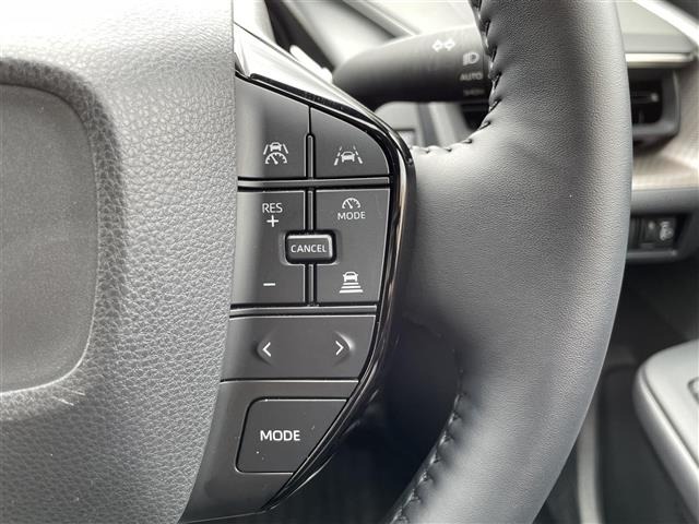Toyota PRIUS 2025 8236851-19