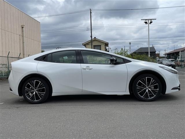 Toyota PRIUS 2025 8236851-20