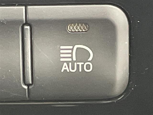 Toyota PRIUS 2016 8236852-3