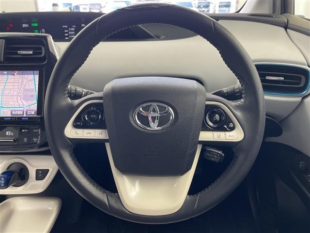 Toyota PRIUS 2016 8236852-6