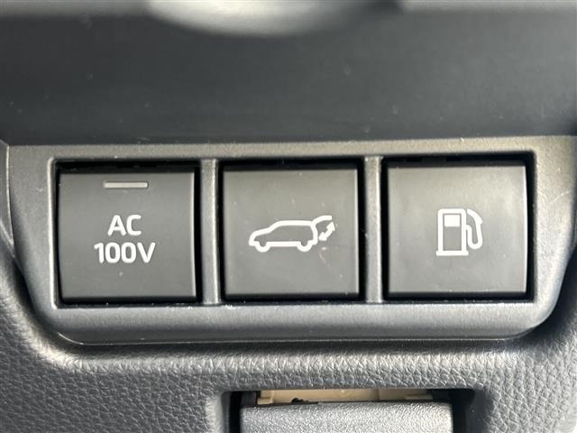 Toyota PRIUS 2024 8236856-10