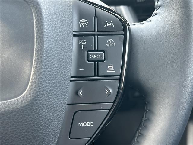 Toyota PRIUS 2024 8236856-21