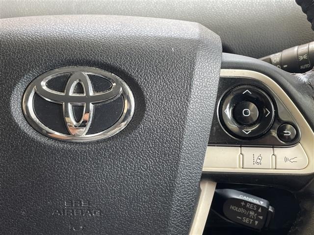 Toyota PRIUS 2016 8236858-17