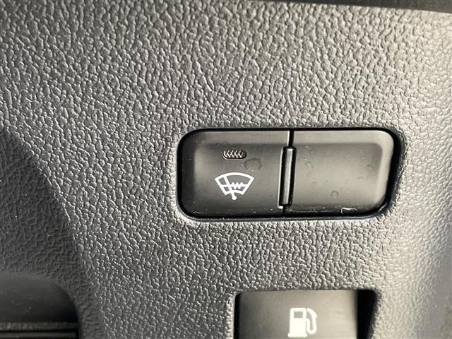 Toyota PRIUS 2016 8236858-9