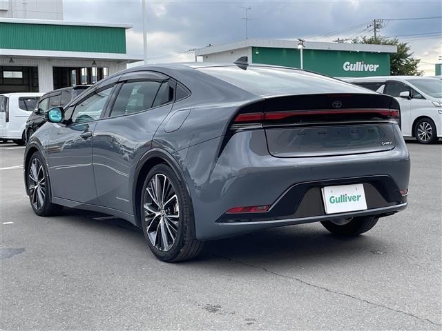 Toyota PRIUS 2023 8236859-13
