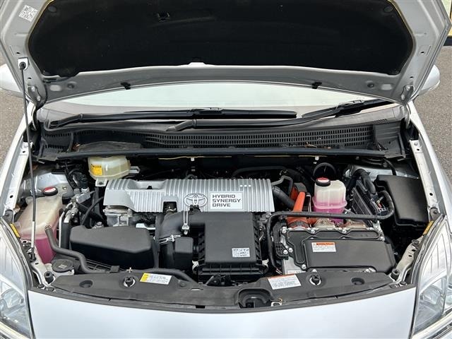 Toyota PRIUS 2016 8236860-14