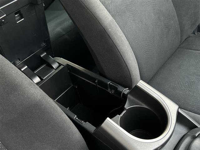 Toyota PRIUS 2016 8236860-2
