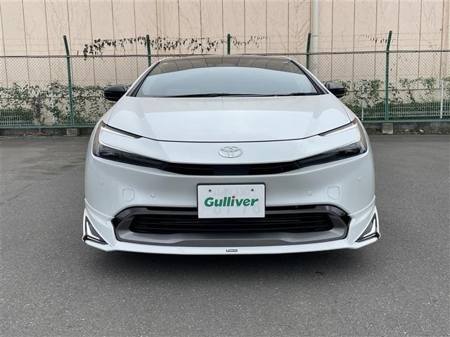 Toyota PRIUS 2025 8236862-12
