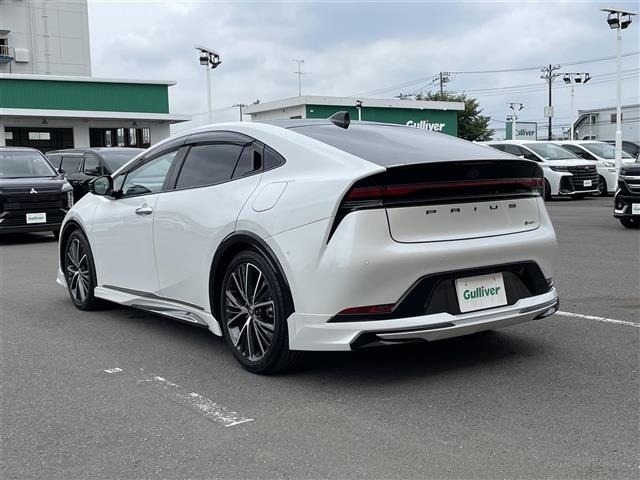 Toyota PRIUS 2025 8236862-13