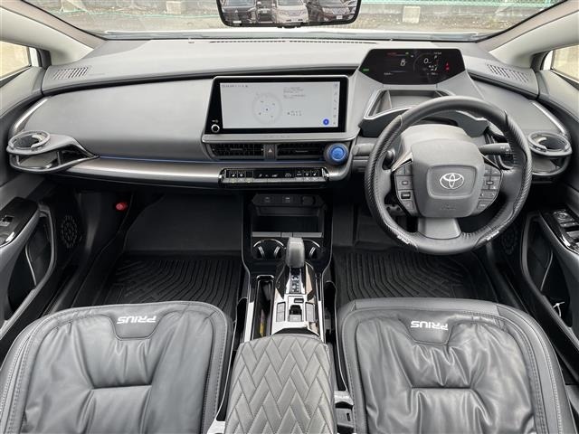 Toyota PRIUS 2025 8236862-14