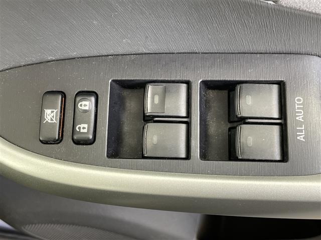 Toyota PRIUS 2009 8236868-7