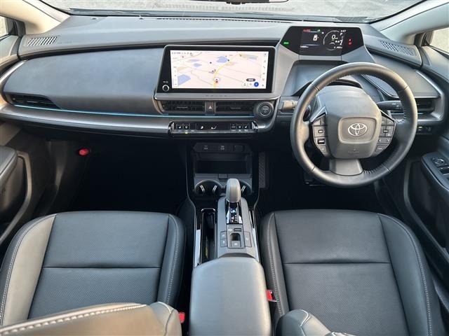 Toyota PRIUS 2025 8236869-17