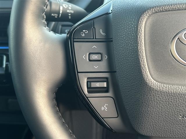 Toyota PRIUS 2025 8236869-22