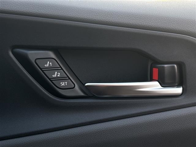 Toyota PRIUS 2025 8236869-8