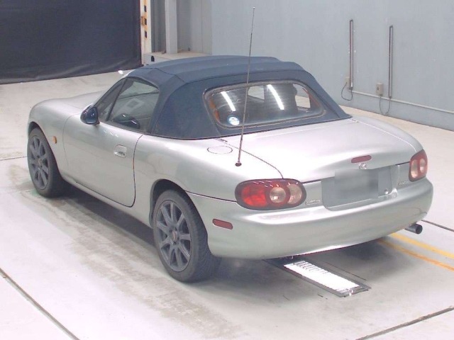 Mazda ROADSTER 2003 8227042-6