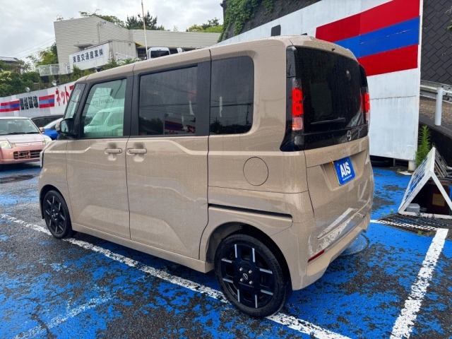 Nissan ROOX 2025 8235090-5