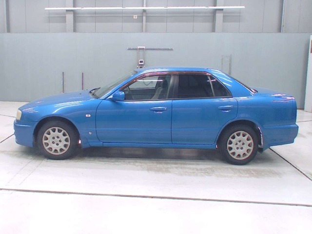 Nissan SKYLINE 2001 8234681-4