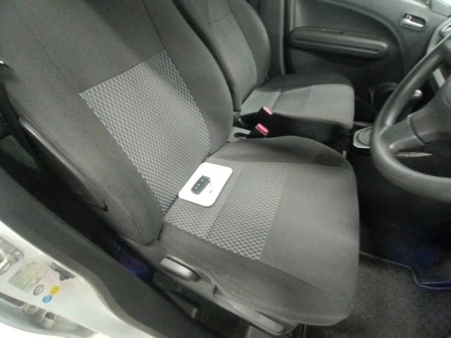 Suzuki SPLASH 2014 8228211-10