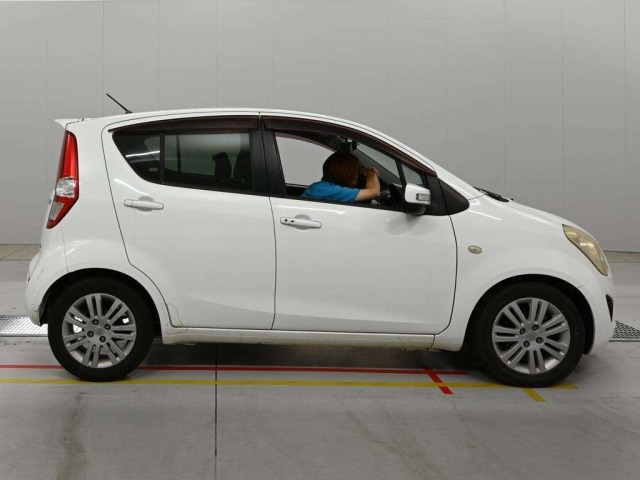 Suzuki SPLASH 2014 8228211-3