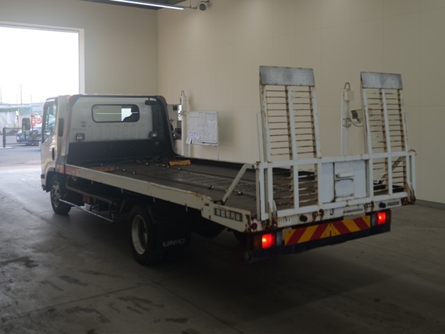 Mazda TITAN 2015 8215577-1