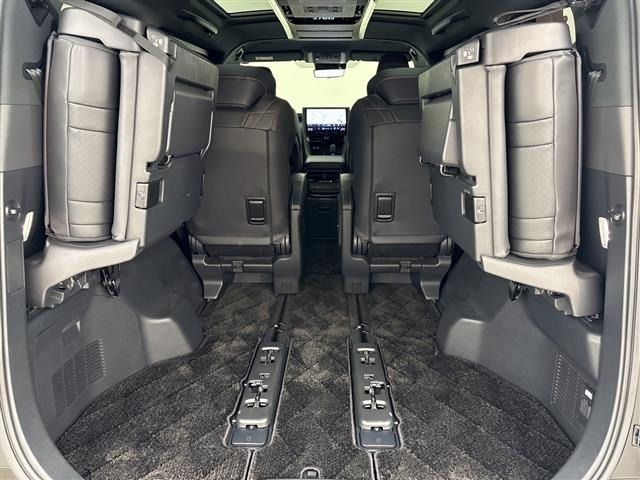 Toyota VELLFIRE 2024 8233227-20