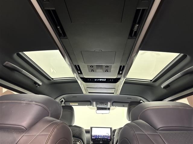 Toyota VELLFIRE 2024 8233227-22