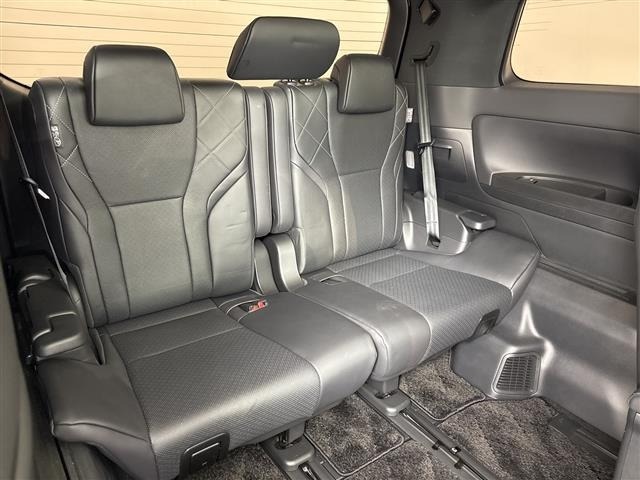Toyota VELLFIRE 2024 8233227-8