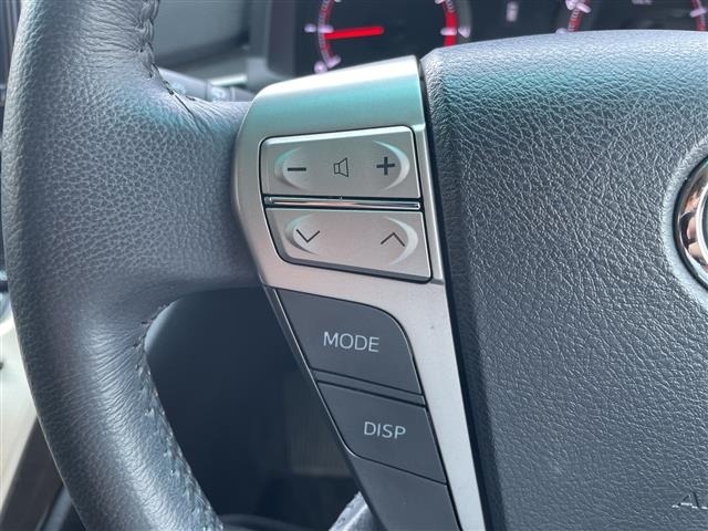 Toyota VELLFIRE 2013 8233245-1
