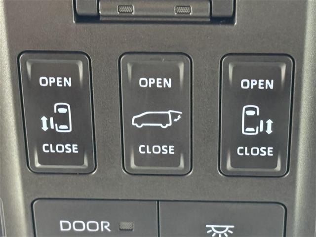 Toyota VELLFIRE 2023 8233290-8