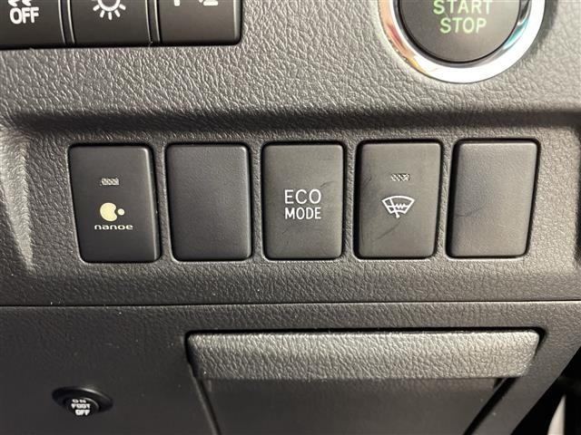 Toyota VELLFIRE 2012 8233292-8