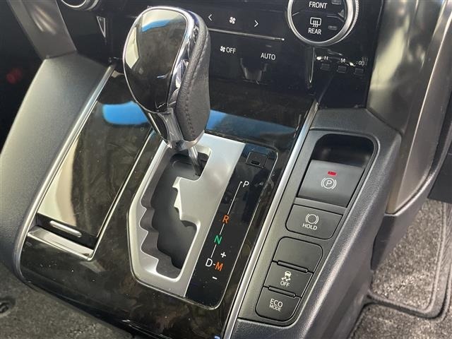 Toyota VELLFIRE 2016 8233312-22