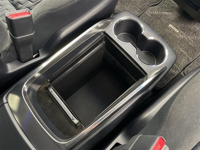Toyota VELLFIRE 2016 8233312-4