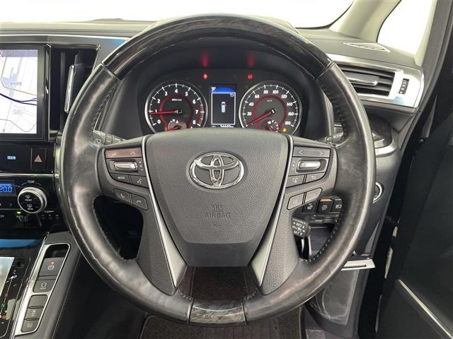 Toyota VELLFIRE 2018 8233318-13