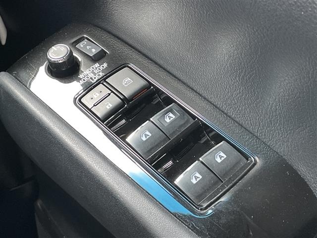Toyota VELLFIRE 2017 8233320-12