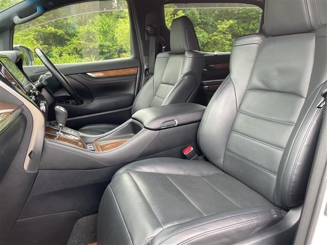 Toyota VELLFIRE 2017 8233320-22