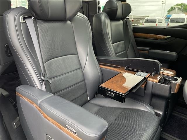 Toyota VELLFIRE 2017 8233320-6