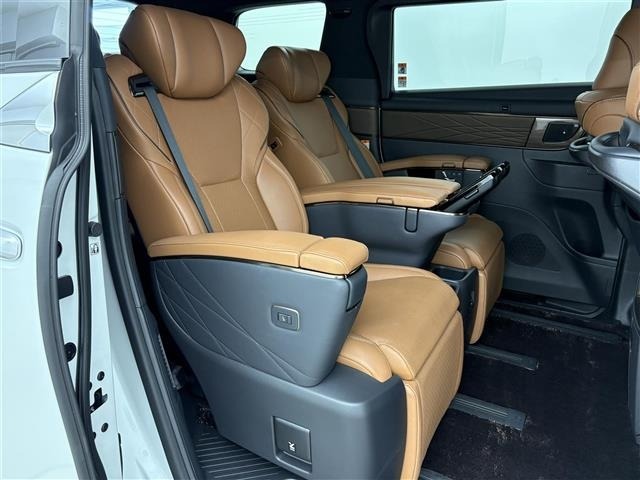 Toyota VELLFIRE 2023 8233331-11