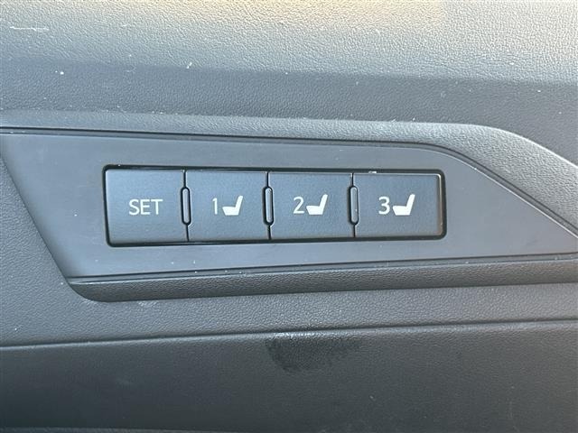 Toyota VELLFIRE 2019 8233355-2