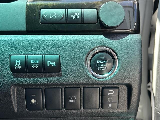 Toyota VELLFIRE 2014 8233364-7