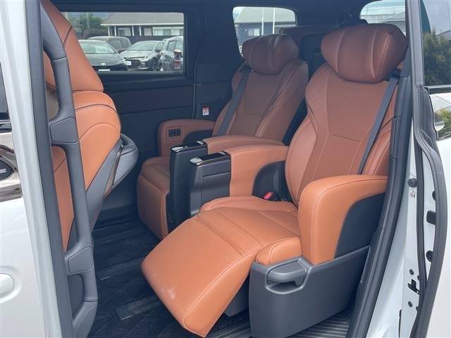 Toyota VELLFIRE 2024 8233370-6