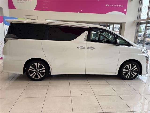 Toyota VELLFIRE 2018 8233375-6