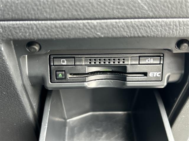 Toyota VELLFIRE 2013 8233383-4