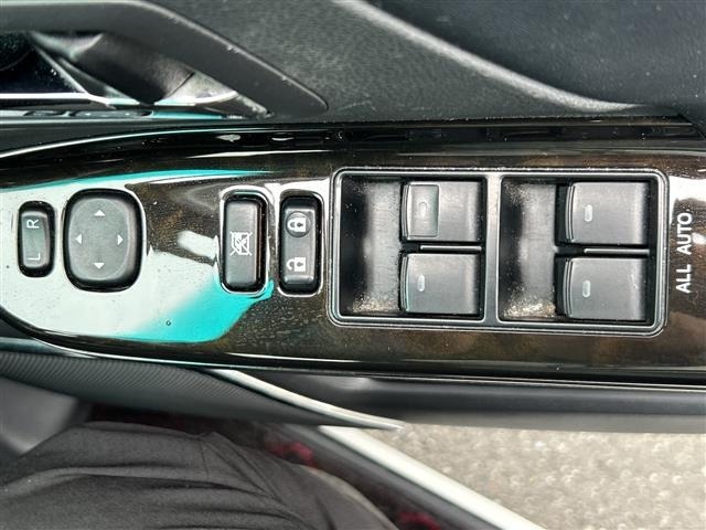 Toyota VELLFIRE 2013 8233383-5
