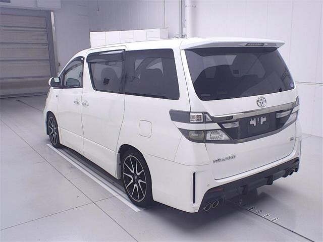 Toyota VELLFIRE 2012 8233443-1