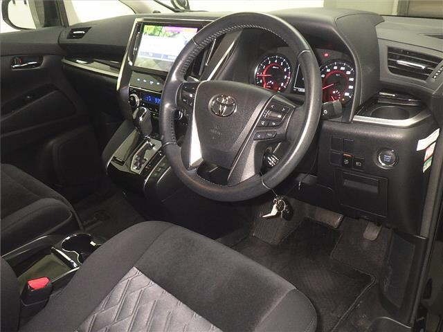 Toyota VELLFIRE 2019 8233444-3