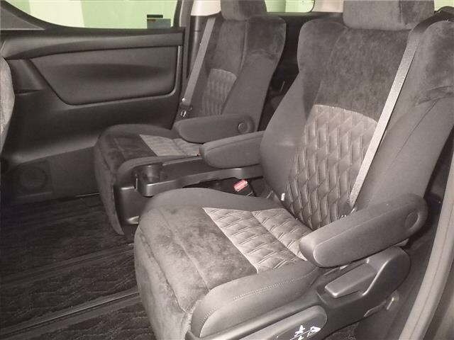 Toyota VELLFIRE 2019 8233444-7